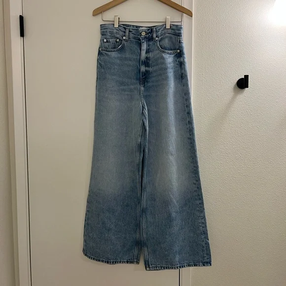 Ganni Soft Light Blue Wide-Leg Jeans - Picture 4 of 5